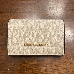 Brand new Michael Korea small wallet